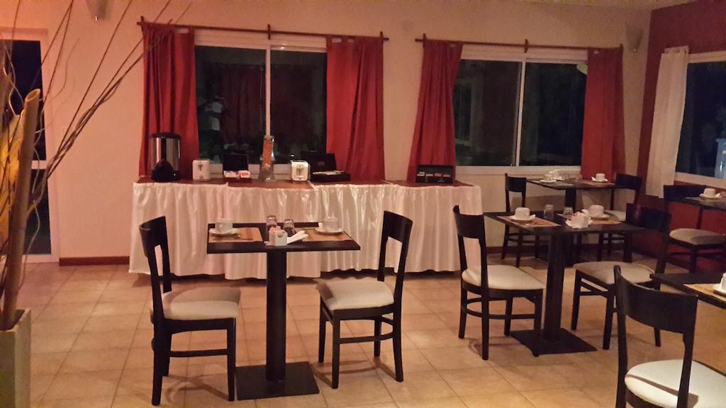 Las Lomas Suites & Spa Chascomus Bagian luar foto
