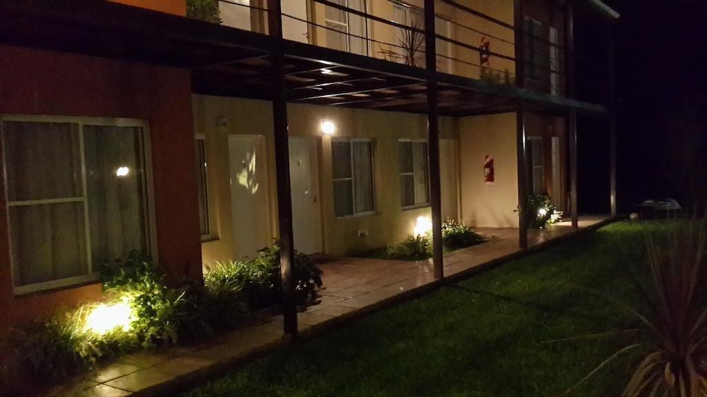 Las Lomas Suites & Spa Chascomus Bagian luar foto